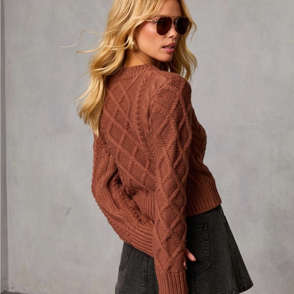 Vici - Claudette Cable Knit Sweater- NWT - Picture 5 of 8